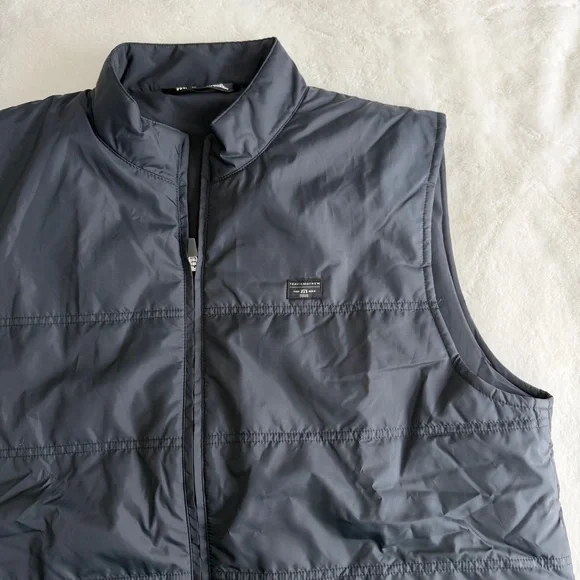 Travis Mathew Vest Men’s XL Black - Picture 3 of 8